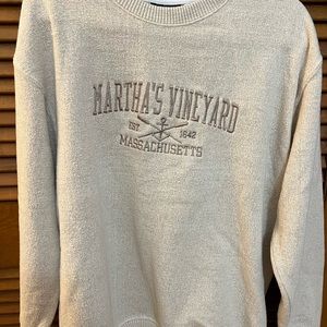NWOT Women’s Martha’s Vineyard sweatshirt, size XL